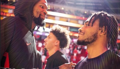 开云kaiyun平台-火箭队记称多队竞逐卡姆·托马斯，或成球队关键引援|Bin|体育赛事讨论|休斯敦火箭队|凯文-杜兰特|nba_新浪体育_新浪新闻